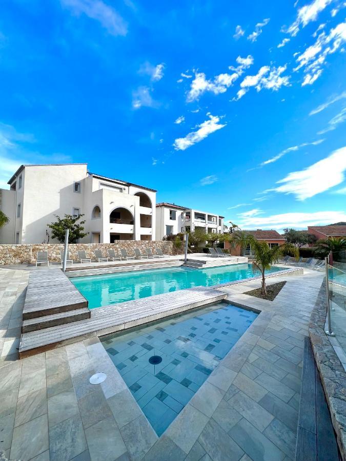 LʼÎle-Rousse Les Alizes Residence & Spa المظهر الخارجي الصورة