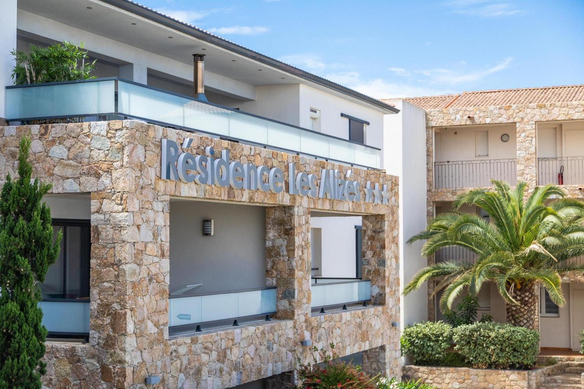 LʼÎle-Rousse Les Alizes Residence & Spa المظهر الخارجي الصورة